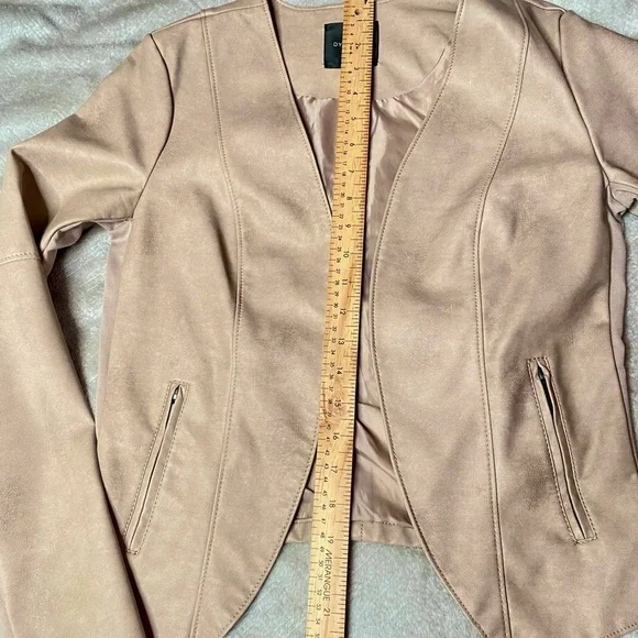Dynamite Women's Tan Jacket - Picture 10 of 16